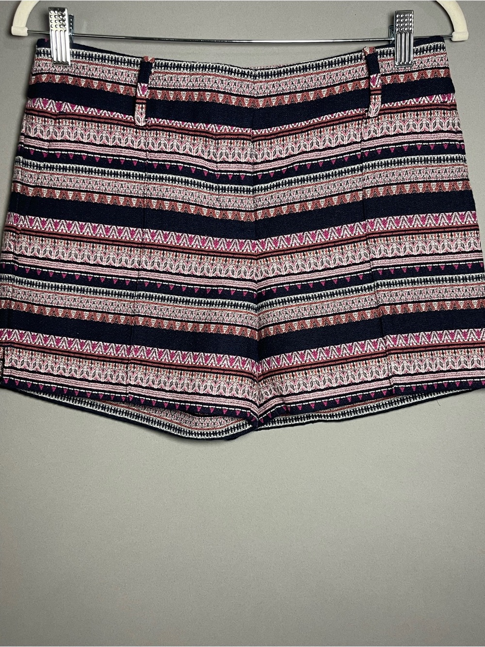 NWT LOFT Riviera Shorts Tribal Print Size 0